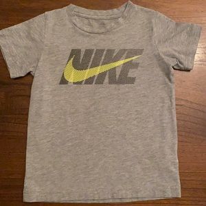 Boys Nike t-shirt